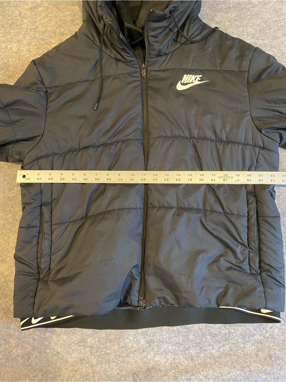 Nike Puffer Jacket - Picture 3 of 7